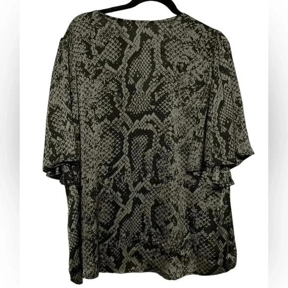 IMAN Global Chic Black and Gray Printed Bell-Sleeve Top Size XL - Picture 2 of 5